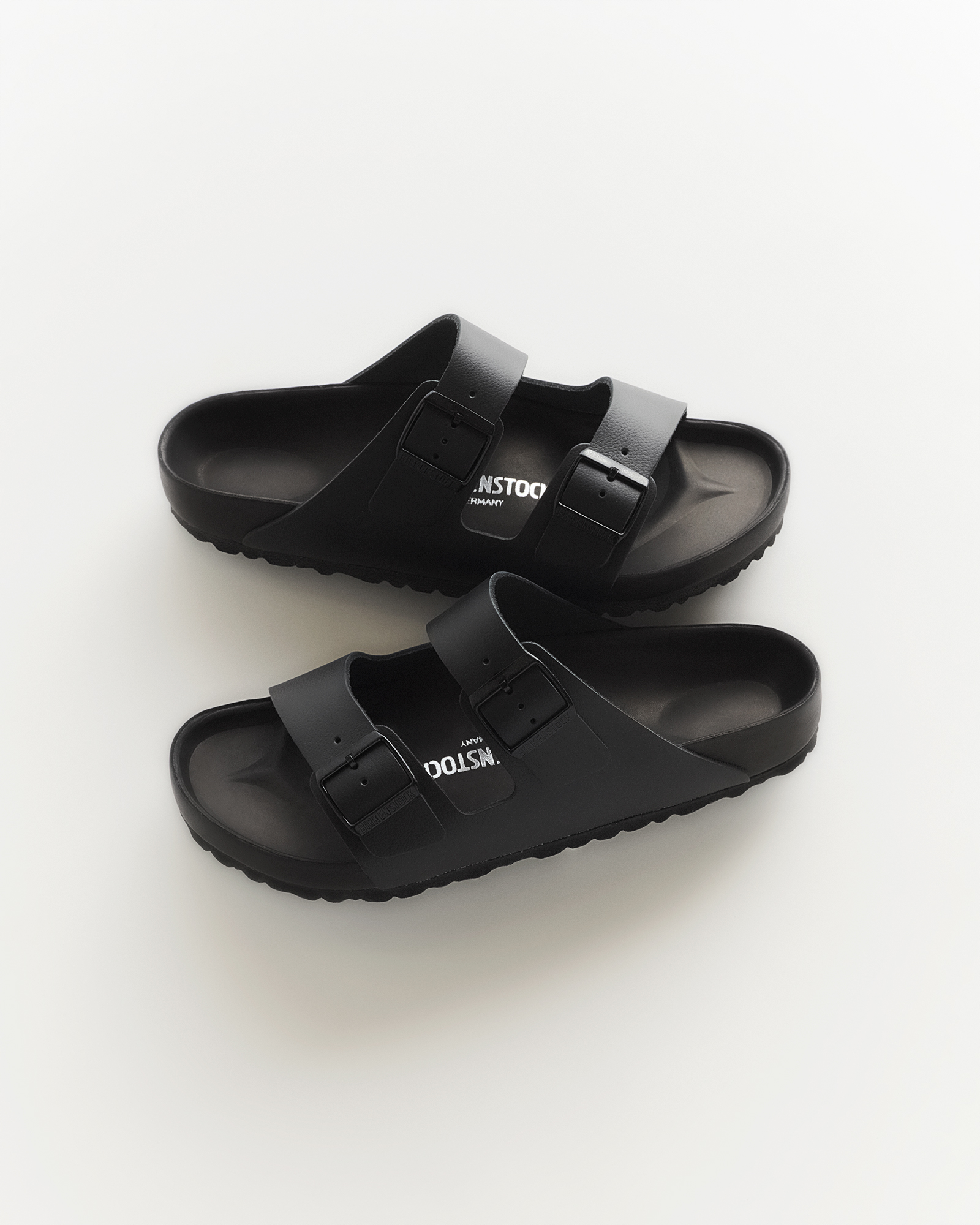 Madhappy-Birkenstock-Arizona-Mineral-Black-03