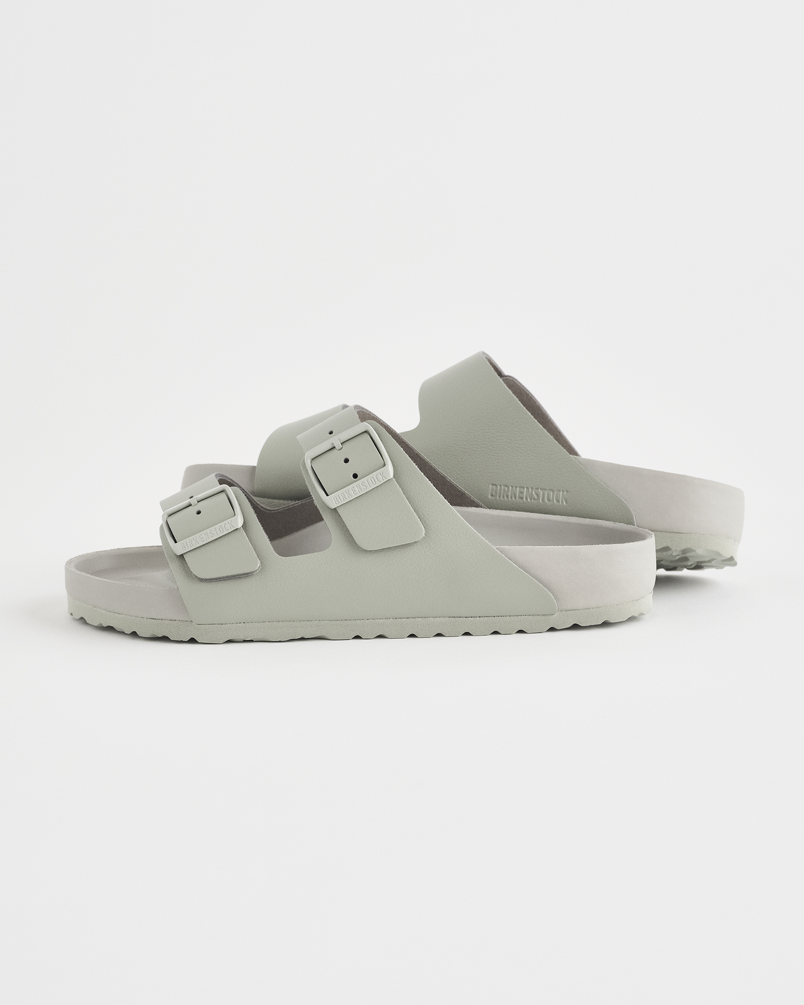 Madhappy-Birkenstock-Arizona-Mineral-Grey-01