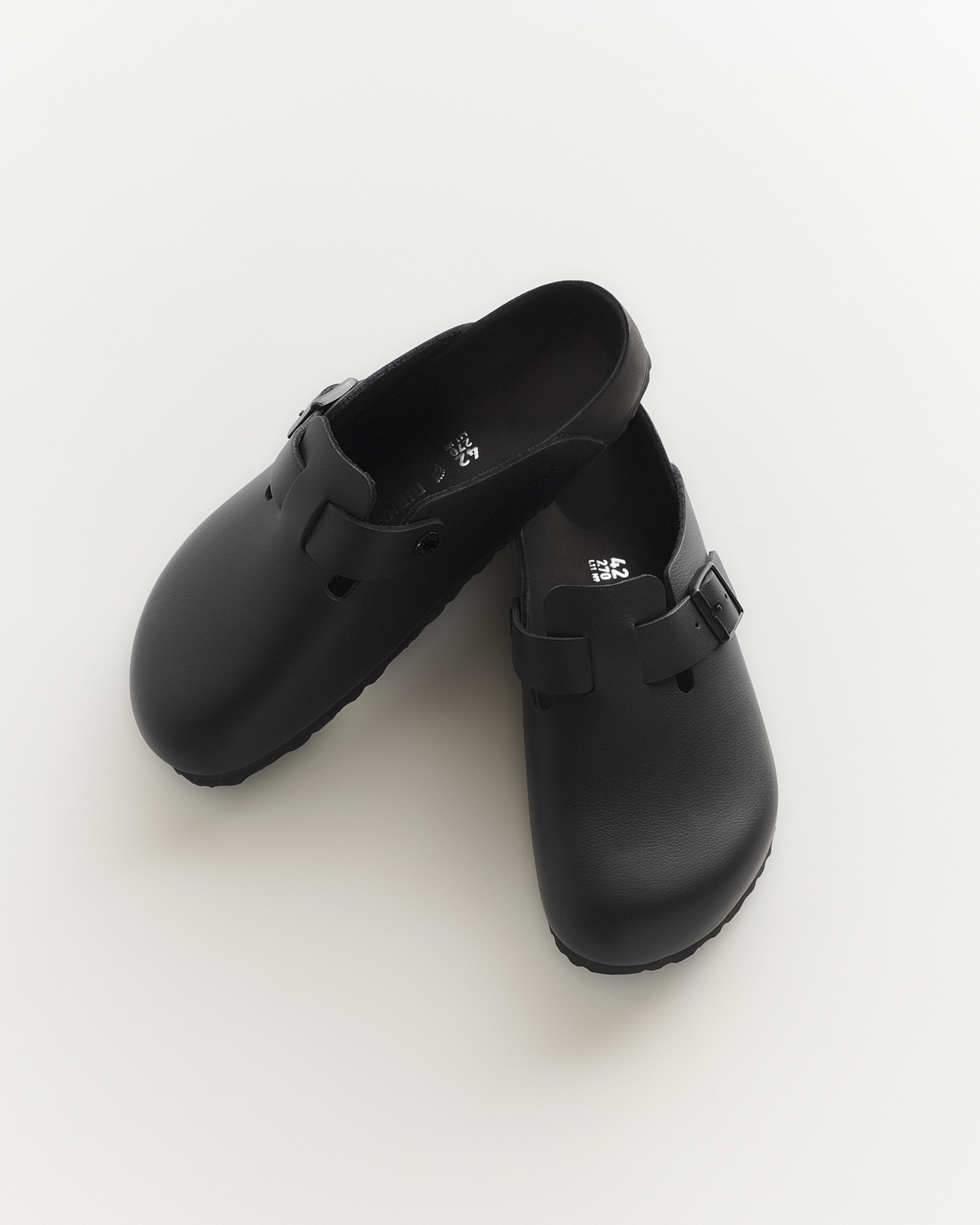 Madhappy-Birkenstock-Boston-Black-03